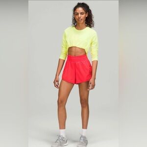 Lululemon Track That Mid-Rise Lined Short 5"
Love Red. Size 2